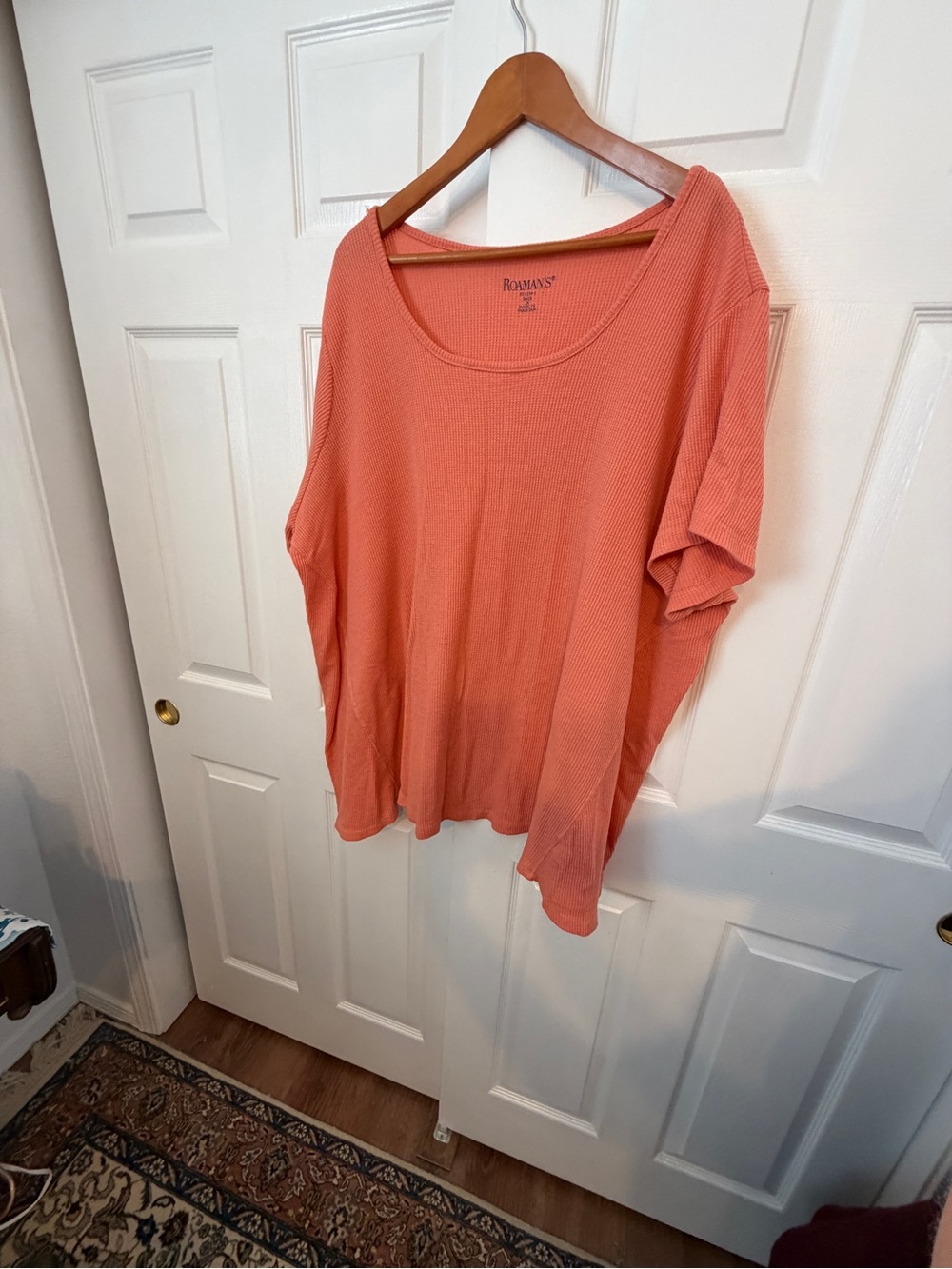 Maroon Full-Zip Hoodie and Peach Henley waffle shirt. Roomie 4x - Picture 6 of 7